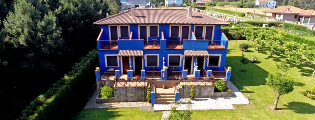 Apartamentos y habitaciones Apartamentos rurales con jardín y piscina en Asturias y vistas al mar. parking privado. Zona infantil